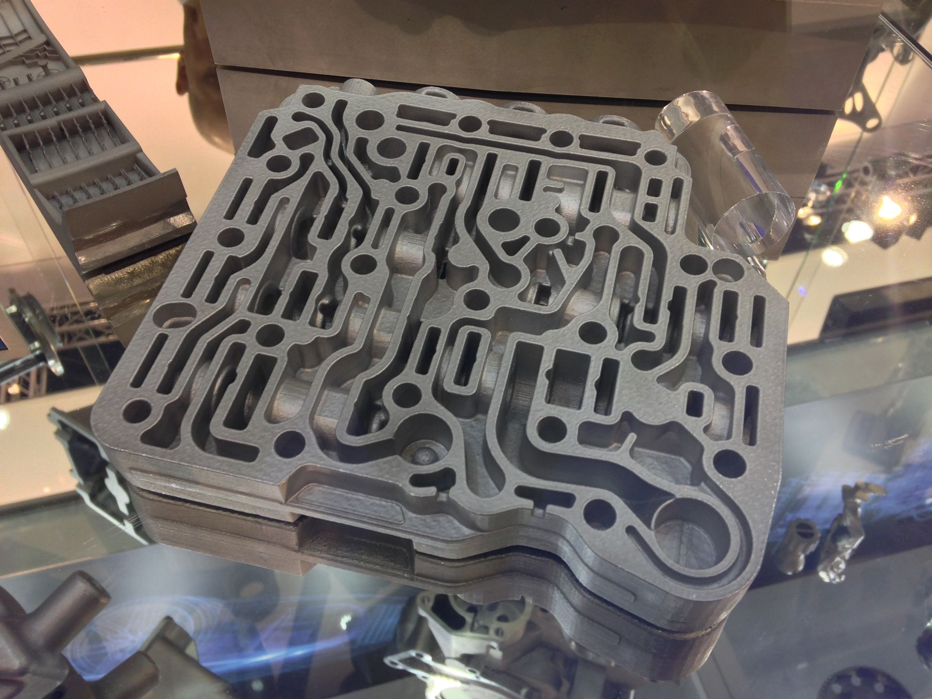 Пример 3D-печати металлами на установке SLM