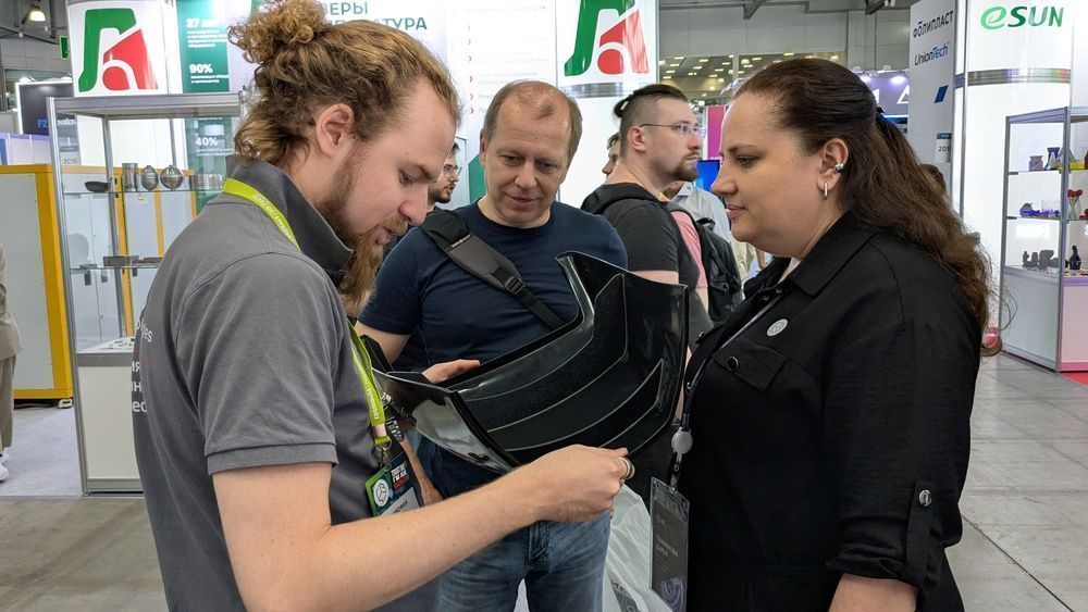 iQB Technologies и TWIZE на выставке Rosmould 2025